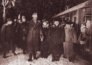 Illustration for article titled Diary of Soviet Ambassador to London Rewrites History of World War II